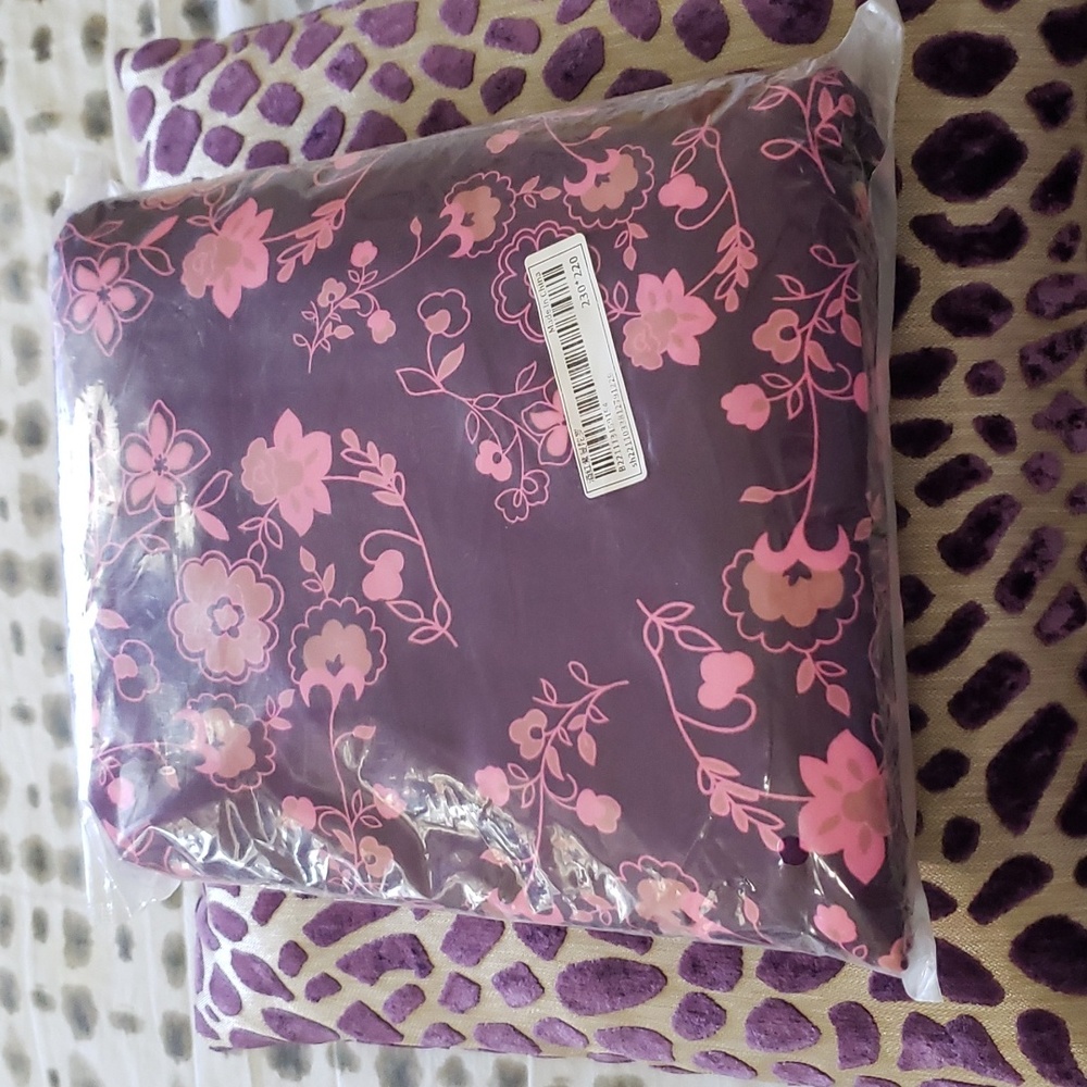 Mandala Queen Size Duvet Cover with Two Pillows - Picture 7 of 8